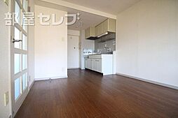 シャトー若葉 3階2DKのリビング/ダイニング