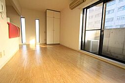 ヒルサイドホール 3階ワンルームのリビング/ダイニング