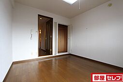 サンハイム新守山 4階1Kのリビング/ダイニング