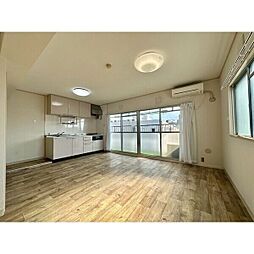 ポプラハイツ覚王山 4階3LDKのリビング/ダイニング