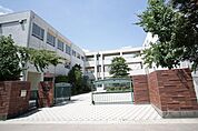 名古屋市立天子田小学校 567m