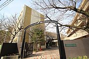 名古屋市立東山小学校 431m