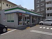 ファミリーマート砂田橋五丁目店 274m