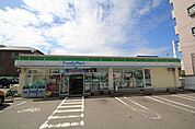 ファミリーマート名東藤が丘店 73m