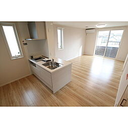 メゾン芝宮 1階2LDKのリビング/ダイニング