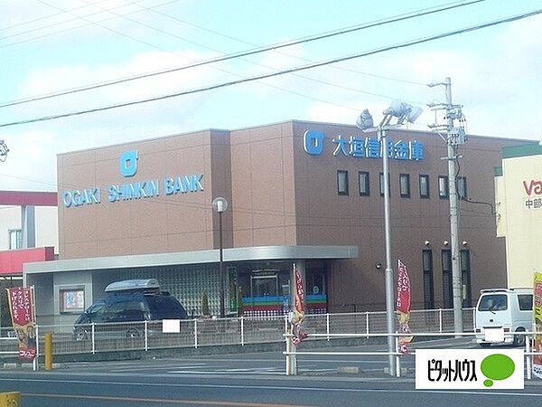 画像29:銀行「大垣西濃信用金庫瑞穂支店まで1142m」