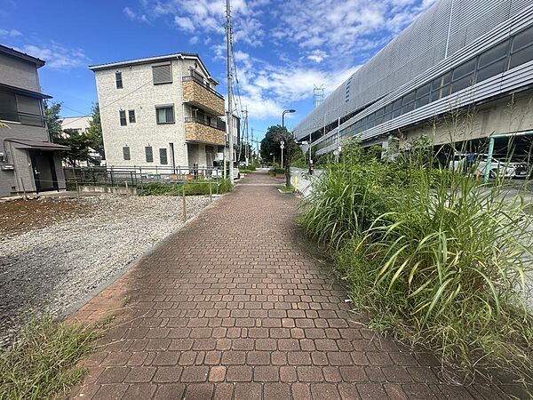周辺を拡大表示