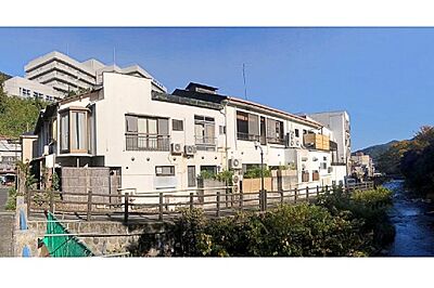 外観:湯河原町宮上 元民宿として営業をしておりました 外観:湯河原町宮上 元民宿として営業をしておりました