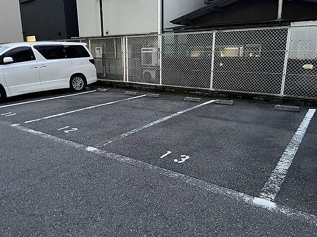 11 / 26