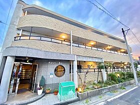 センチュリー本山  ｜ 愛知県名古屋市千種区本山町４丁目13番（賃貸マンション1LDK・2階・36.85㎡） その1