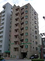 愛知県名古屋市千種区末盛通２丁目（賃貸マンション1K・6階・33.08㎡） その1