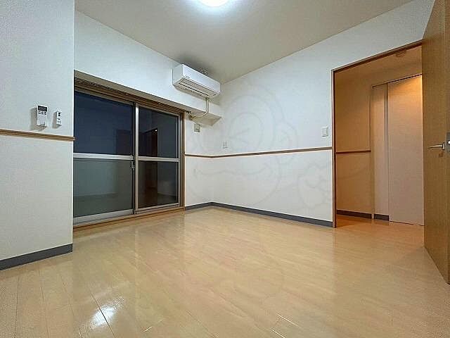 寝室
