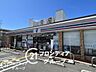 周辺：セブンイレブン天理杉本町店 徒歩8分。 590m