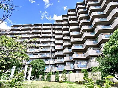 外観:高い耐久性や断熱・気密性、防音性に優れた鉄筋コンクリート構造です。 外観:高い耐久性や断熱・気密性、防音性に優れた鉄筋コンクリート構造です。