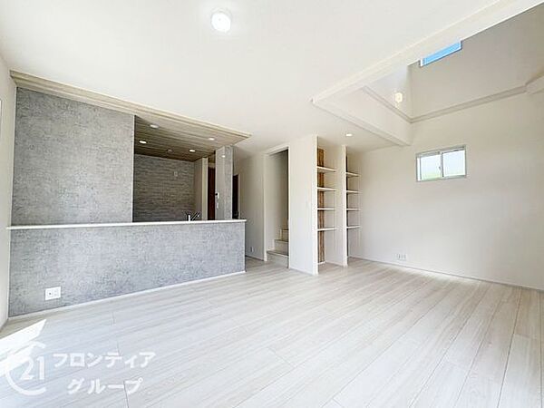 リビング/ダイニングを拡大表示
