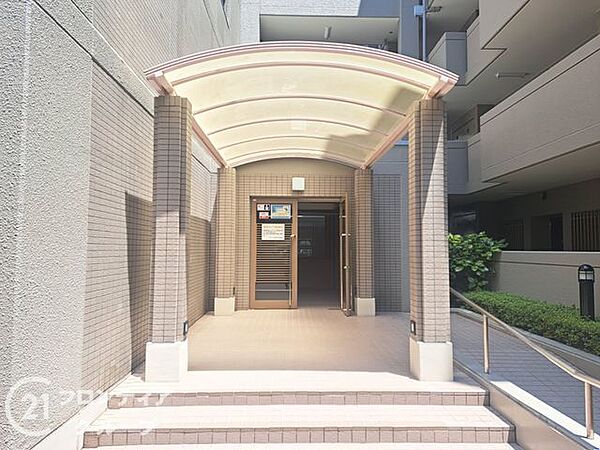 エントランスを拡大表示
