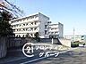 周辺：河合町立河合第二中学校 徒歩6分。 420m