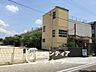 周辺：木津川市立相楽小学校 徒歩11分。 820m