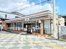 周辺：セブンイレブン大和郡山高田町店 徒歩9分。 650m