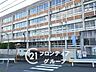 周辺：生駒市立生駒南中学校 徒歩7分。 490m