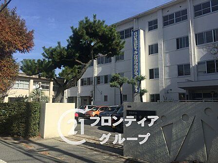 奈良市立富雄中学校 徒歩12分。 950m