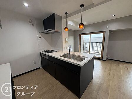 ご見学は無料で承っています。気になる点があれば現地でしっかり確認できますので、まずはお気軽にご予約ください