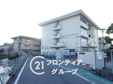 大和高田市立片塩小学校 徒歩13分。 1040m