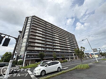 「いつかは」と思っていた住まい探しも、具体的に動き出すと意外とスムーズに進むものです。まずは気軽にご相談いただけます