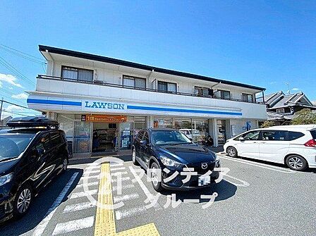 ローソン橿原木原店 徒歩8分。 640m