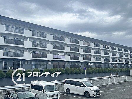 住まい探しで後悔しないためのポイントをスタッフがお伝えします。検討中の方もそうでない方も、まずは一度お話を聞かせてください