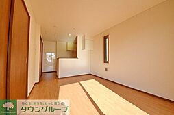 メゾンＵＱ 1階1LDKのリビング/ダイニング