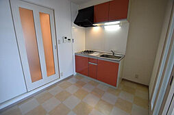 マンションクォーレ 404 4階1DKのリビング/ダイニング