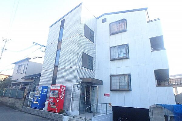 パレ若松 ｜大阪府高槻市若松町(賃貸マンション2LDK・3階・44.28㎡)の写真 その1