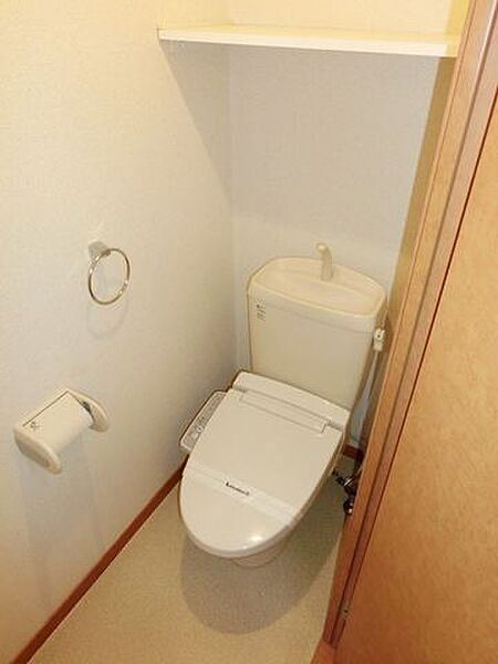 画像11:トイレはシンプルです。