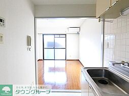 東急大井町線 自由が丘駅 徒歩11分の賃貸マンション 1階1Kのリビング/ダイニング