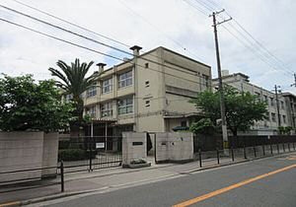 画像23:中学校「大阪市立旭東中学校まで540m」