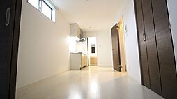 GRANDIR西三荘 3階1LDKのリビング/ダイニング