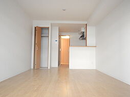 パーラム守口 5階ワンルームのリビング/ダイニング