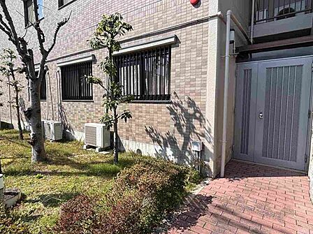 1階部分、南東角部屋