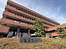 周辺：生駒市役所（558m）