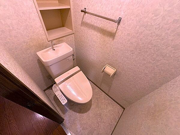 トイレを拡大表示