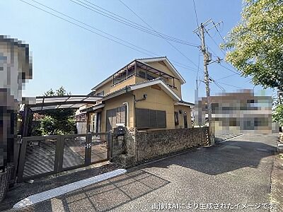 外観:◆平成14年建築の洋風住宅です♪前面道路は通過交通が少なく、小さな子供のいる家庭でも安心ですね♪ 外観:◆平成14年建築の洋風住宅です♪前面道路は通過交通が少なく、小さな子供のいる家庭でも安心ですね♪