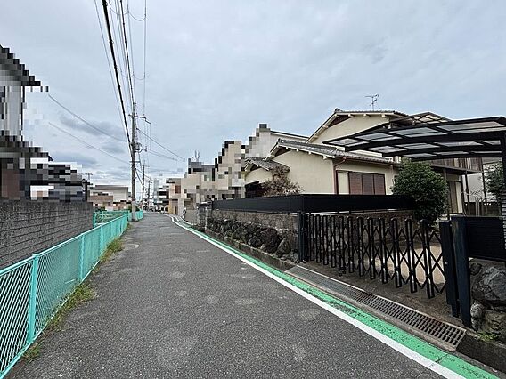 西側前面道路幅...
