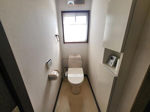 トイレを拡大表示