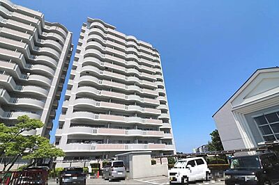 外観：・フラワータウン駅徒歩8分の立地です。