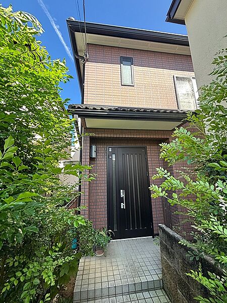 玄関を拡大表示
