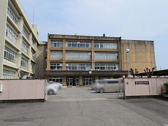 橋北中学校