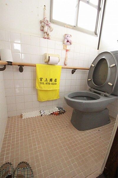 トイレを拡大表示