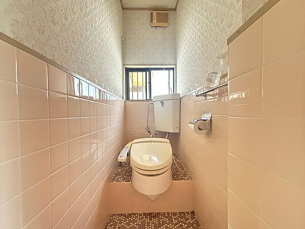 トイレを拡大表示
