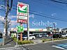 周辺：ヨークマート辻堂太平台店 徒歩11分。毎日の買い物を支えるスーパーが近くにあると、重い荷物もすぐに運べて、家事効率がアップ。時間も気持ちも余裕が持てます。 850m